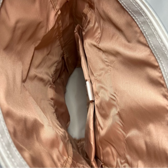 New Balance 2020 Nationals Indoor Athlete Backpack Rare Pink White Gold - Picture 7 of 10